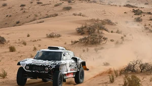Dakar 2022. Bogata lista startowa. Jakub Przygoński (na zdjęciu) liczy na podium. 