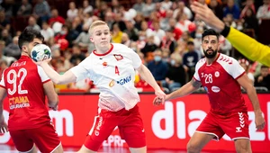 Dobra gra debiutanta Piotra Jędraszczyka nie pomogła, Polacy wyraźnie ulegli Tunezji 26-30 na otwarcie 4 Nations Cup