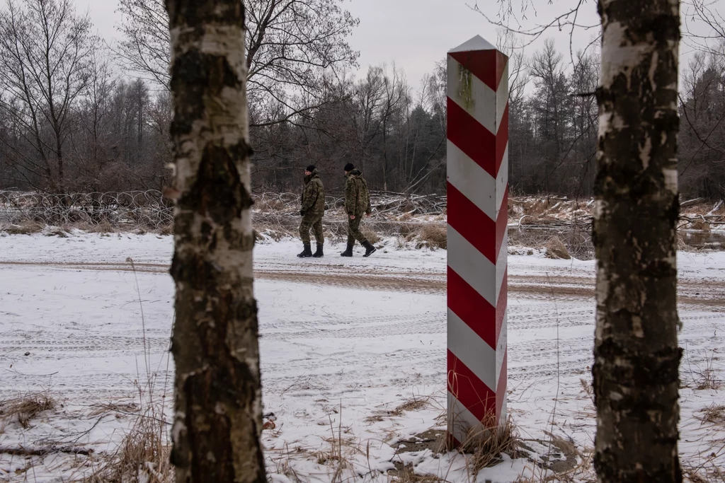 Patrol straży granicznej przy polsko-białoruskiej granicy w okolicach Kodnia Patrol straży granicznej przy polsko-białoruskiej granicy w okolicach Kodnia