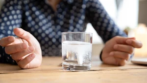 Zapamiętaj - suplementy diety zawsze należy brać po konsultacji z lekarzem. Nadmiar wapnia może być groźny