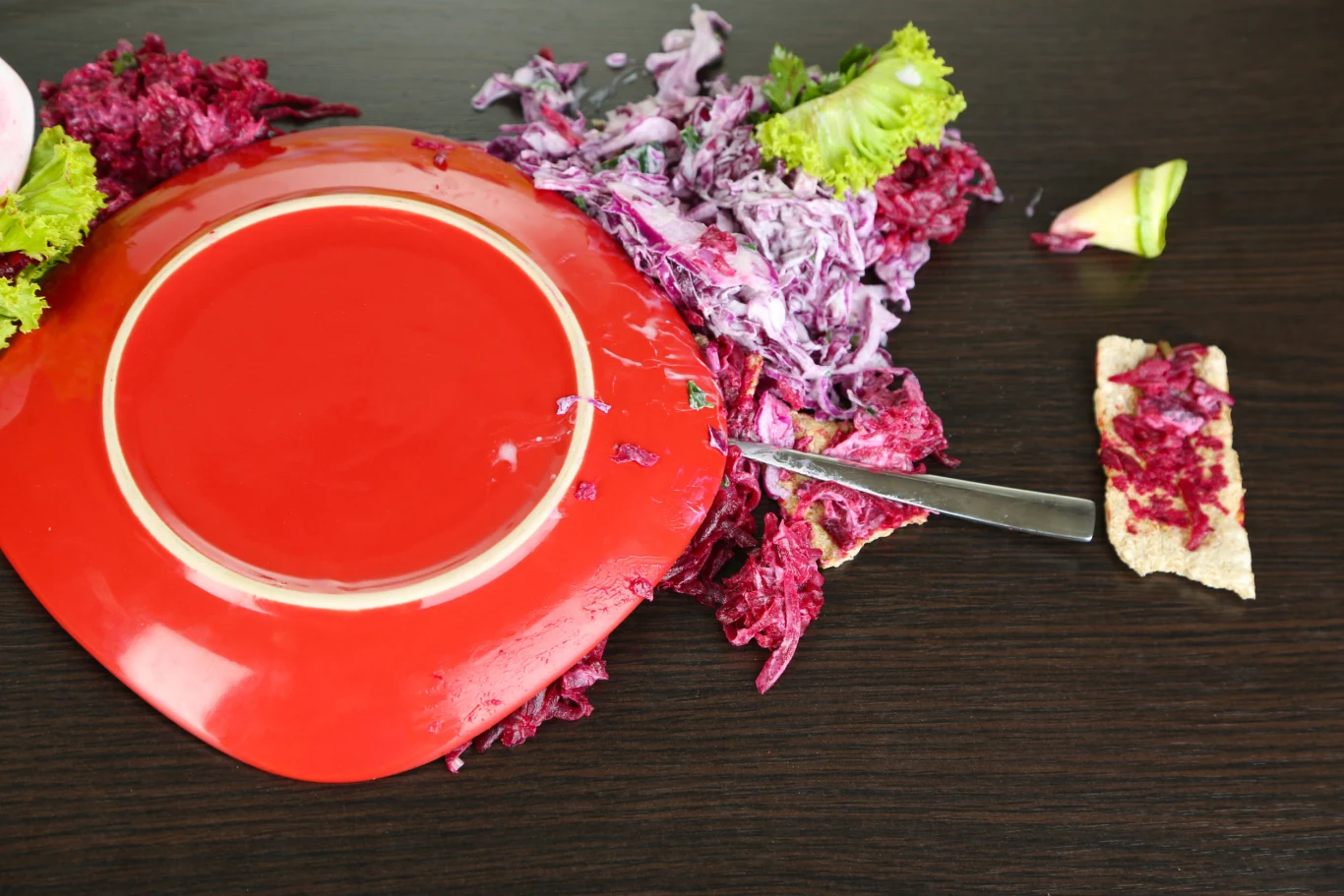 W 2003 roku Jillian Clarke z Uniwersytetu Illinois postanowiła sprawdzić, czy reguła „pięciu sekund”. Do jakich wniosków doszła? W 2003 roku Jillian Clarke z Uniwersytetu Illinois postanowiła sprawdzić, czy reguła „pięciu sekund”. Do jakich wniosków doszła?