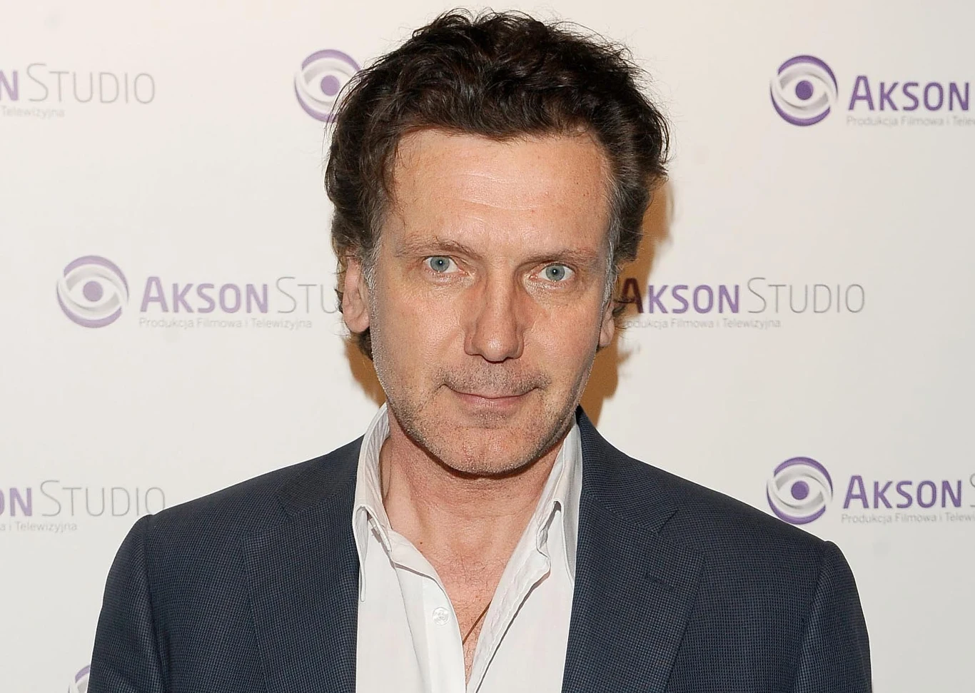 Peter J. Lucas Peter J. Lucas