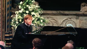 Pałac Buckingham nie chciał, by Elton John zagrał na pogrzebie Diany