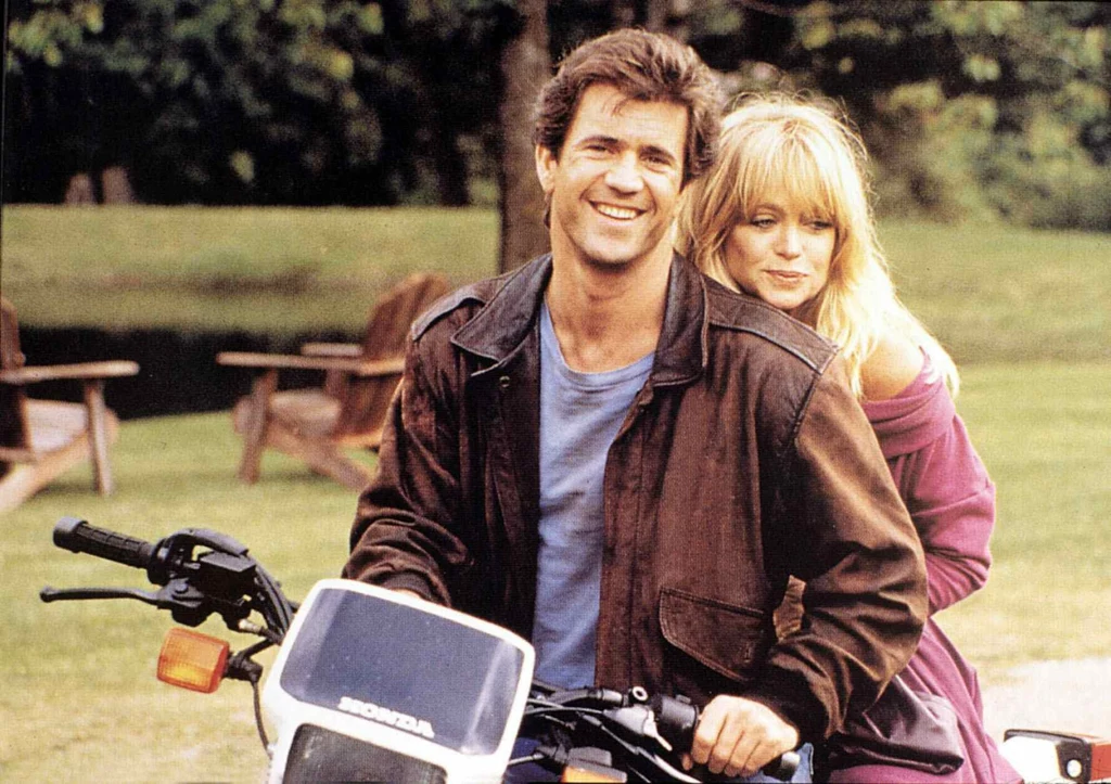 Goldie Hawn i Mel Gibson w filmie "Ptaszek na uwięzi"