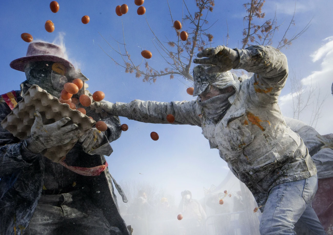 Niektórzy twierdzą, że święto było tak niewygodne dla władz, że we wszelakich dokumentach starano zatrzeć wszelkie ślady o nim.