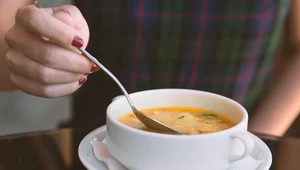 Jakie zupy warto jeść zimą?