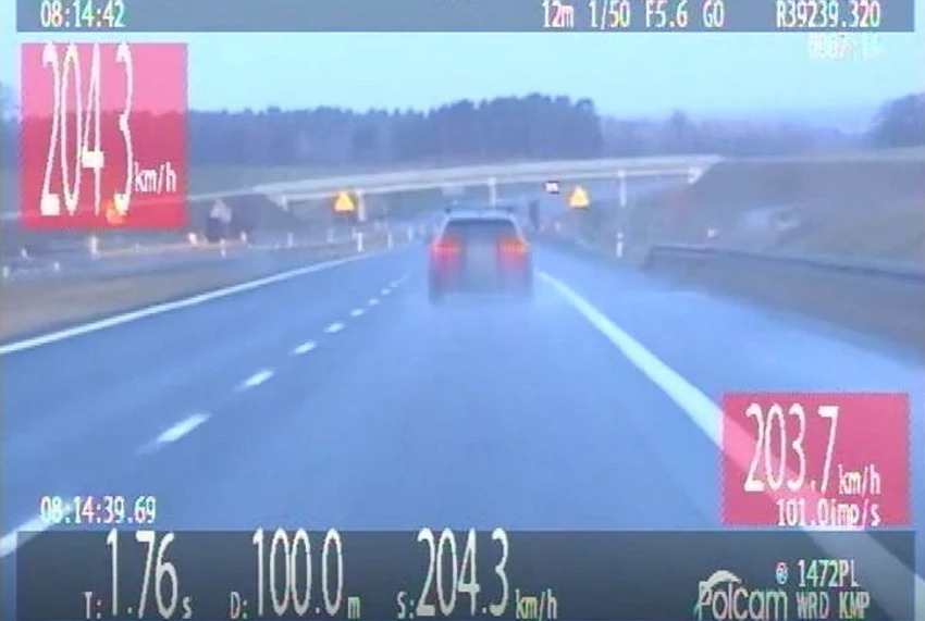 Rekordzistka jechała z prędkością przekraczającą 204 km/h.