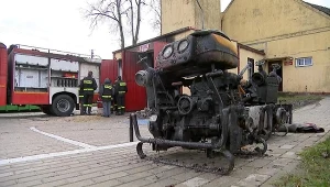 Strażacy z OSP Bądecz w pożarze remizy stracili sprzęt. Teraz apelują o pomoc