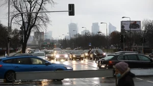 Warszawa. Zamknięta ulica Górczewska. Powód - awaria wodociągu