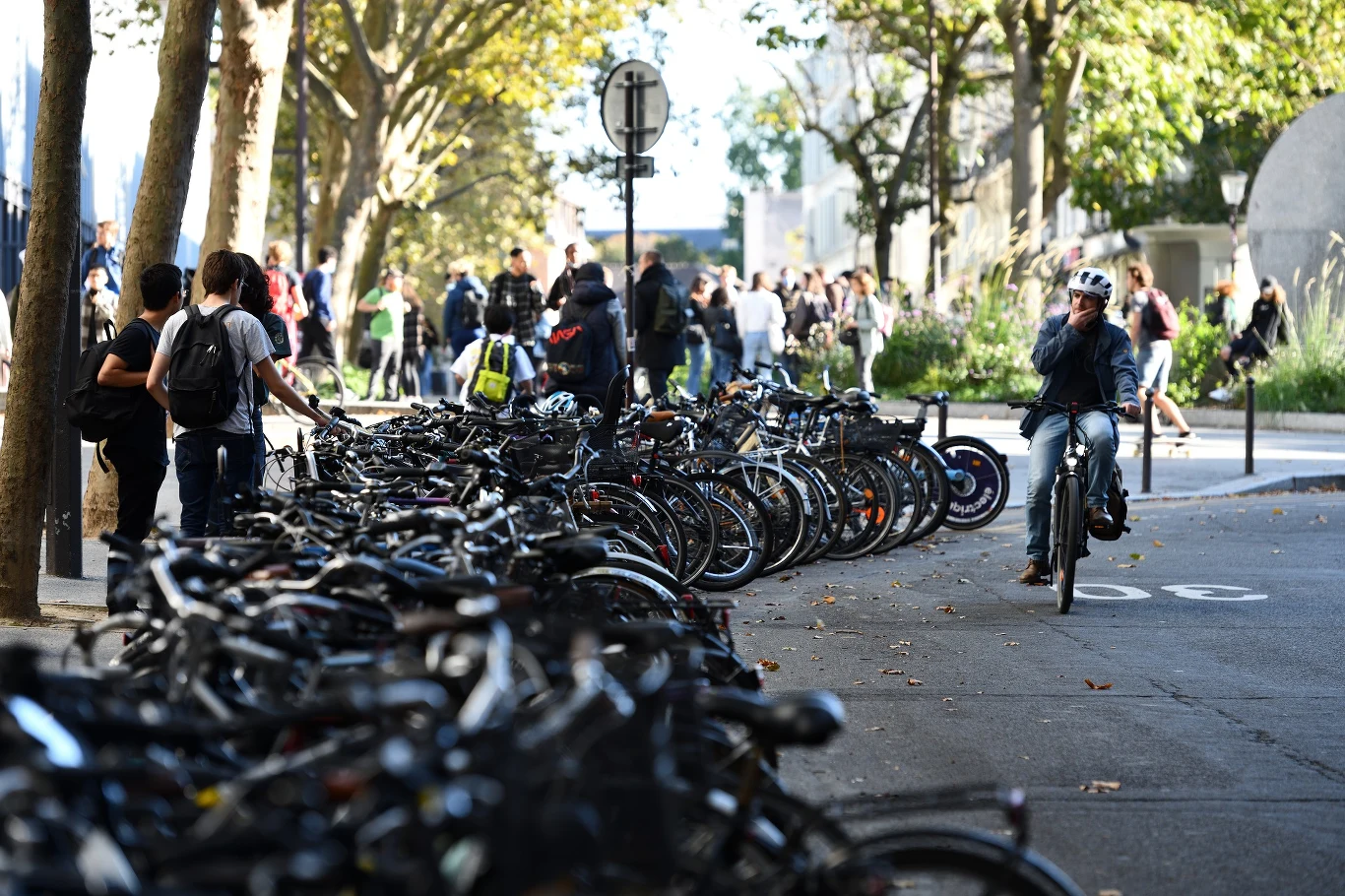 Po czym poznać dobre miasto? Po tym, że wszędzie da się łatwo i szybko dojechać rowerem! Po czym poznać dobre miasto? Po tym, że wszędzie da się łatwo i szybko dojechać rowerem!