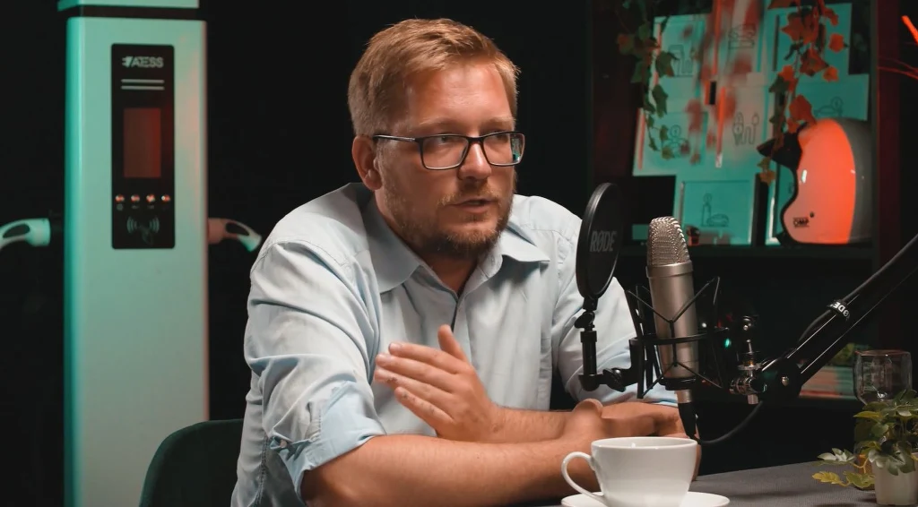 Bartłomiej Derski z portalu WysokieNapiecie.pl