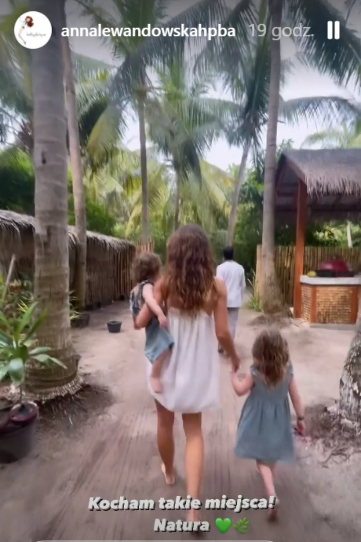 https://www.instagram.com/annalewandowskahpba/?hl=pl https://www.instagram.com/annalewandowskahpba/?hl=pl
