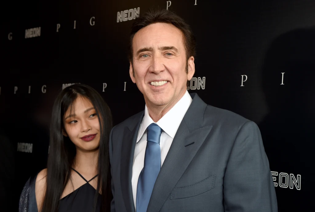 Nicolas Cage i Riko Shibata