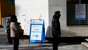 Punkt testów na COVID-19 w Madrycie