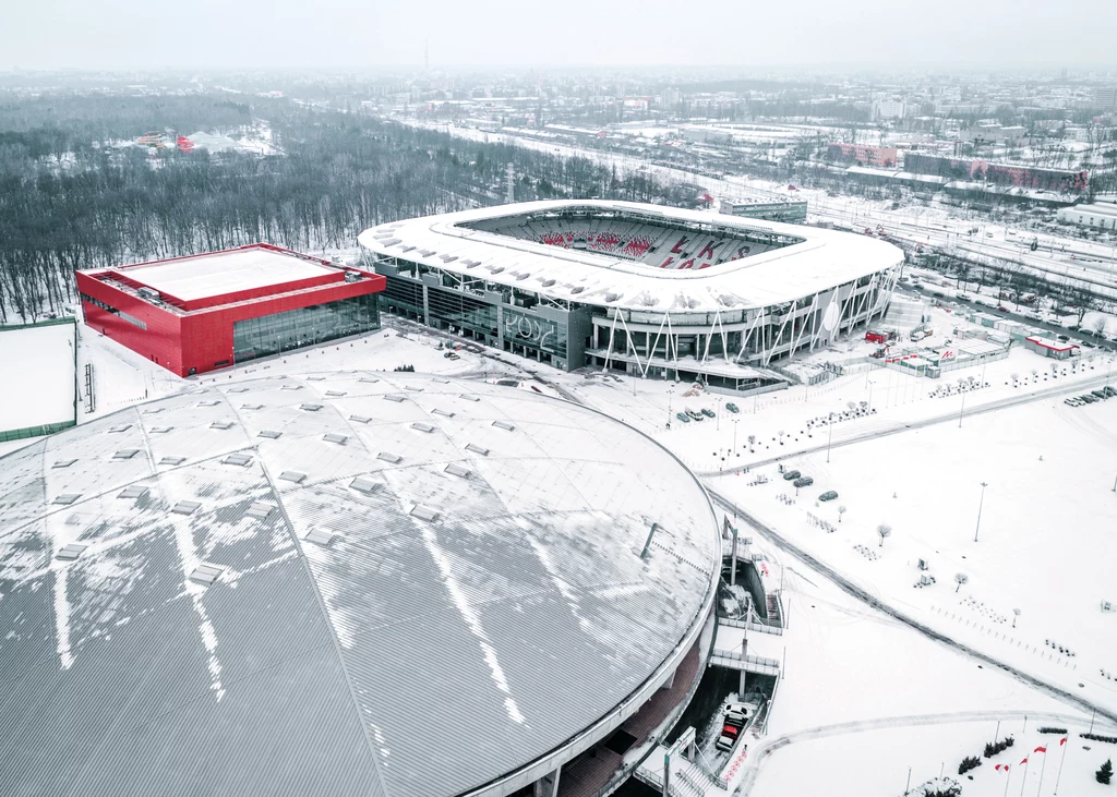 Stadion ŁKS w zimowej scenerii z lotu ptaka Stadion ŁKS w zimowej scenerii z lotu ptaka