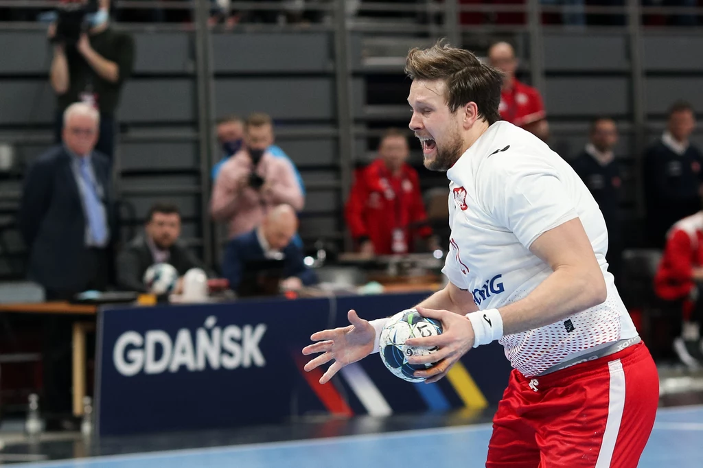 Gdansk, 30.12.2021 Pilka reczna turniej 4Nations Cup mecz Polska - Holandia NZ kamil syprzak Fot. Grzegorz Jedrzejewski / 058sport.pl/NEWSPIX.PL --- Newspix.pl