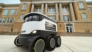 Autonomiczne roboty dostawcze testują bezpowietrzne opony Goodyear 