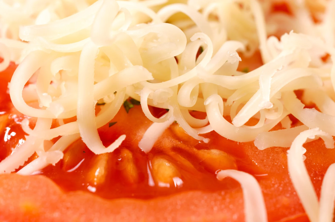 Badania wykazały, że ser może mocno uzależniać