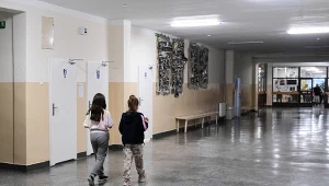 Powrót do szkół wpłynie na pandemię? Jest pomysł: Regionalizacja