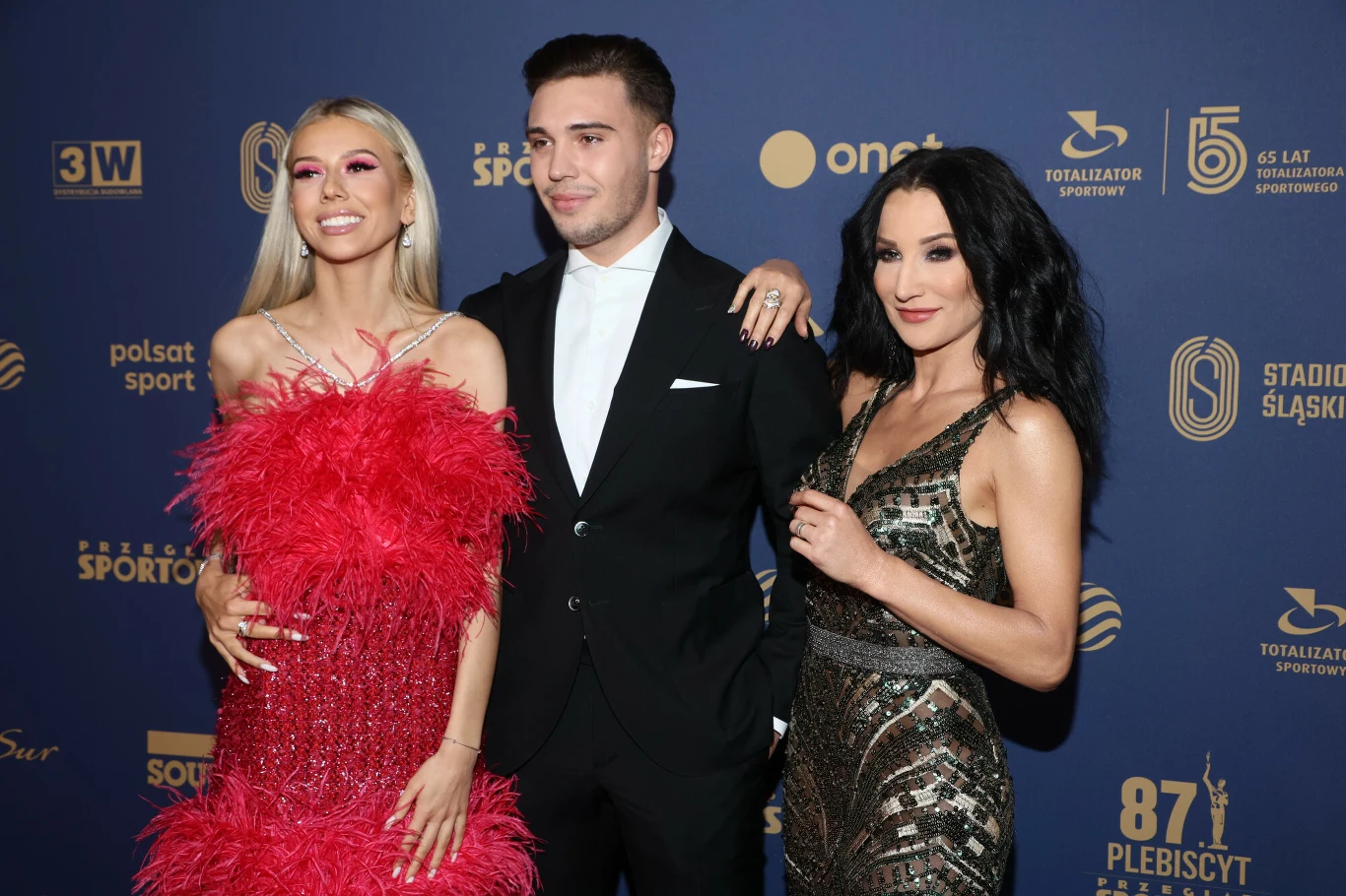 Gala Mistrzów Sportu 2022: Justyna Steczkowska z synem i jego partnerką Gala Mistrzów Sportu 2022: Justyna Steczkowska z synem i jego partnerką