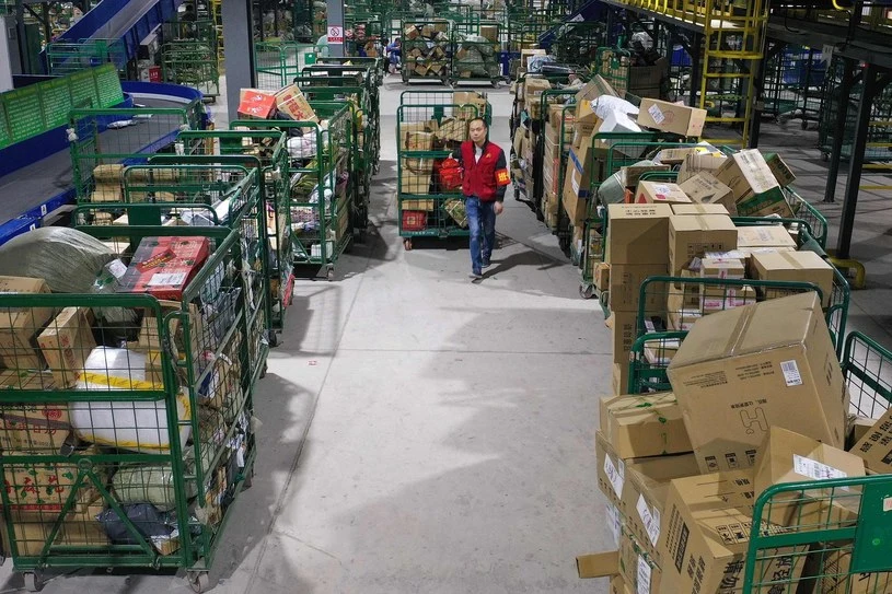 Zakupy w sieci stały się powszechne. To efekt pandemii. Zdj. ilustracyjne