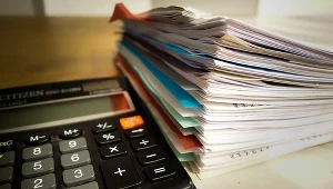 Będzie korekta wyngarodzeń w przypadku umów-zlecenia? Zdj. ilustracyjne