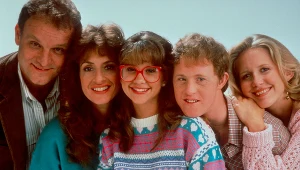 Gwiazdą kontynuacji serialu "Dzień za dniem" ma być Kellie Martin (w środku)