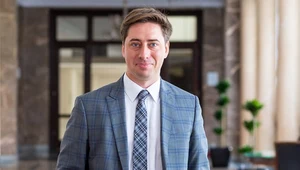 Aleksander Łożykowski, dyrektor Departamentu Podatków Dochodowych MF: kończymy pracę nad informatorami, które w systematyczny sposób tłumaczą podatkowe kwestie jak ulga dla klasy średniej czy stosowanie PIT-0
