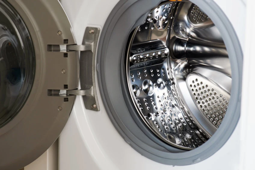 Brzydki zapach w pralce jest powszechnym problemem. Na szczęście, łatwo mu zaradzić Brzydki zapach w pralce jest powszechnym problemem. Na szczęście, łatwo mu zaradzić