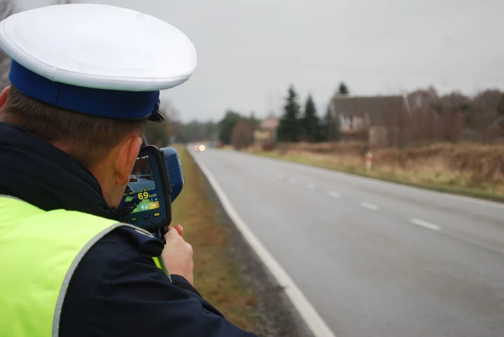 Zatrzymany w Nockowej 15-latek jechał Volkswagenem o 46 kmh za szybko