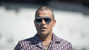Robbie Williams ma problemy z wypadaniem włosów