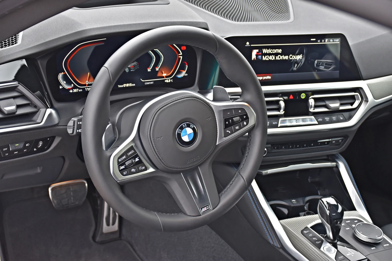 BMW M240i xDrive