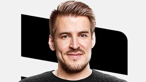 Izak - fragment zdjęcia zamieszczonego w serwisie Facebook.com na profilu @highleagueofficial