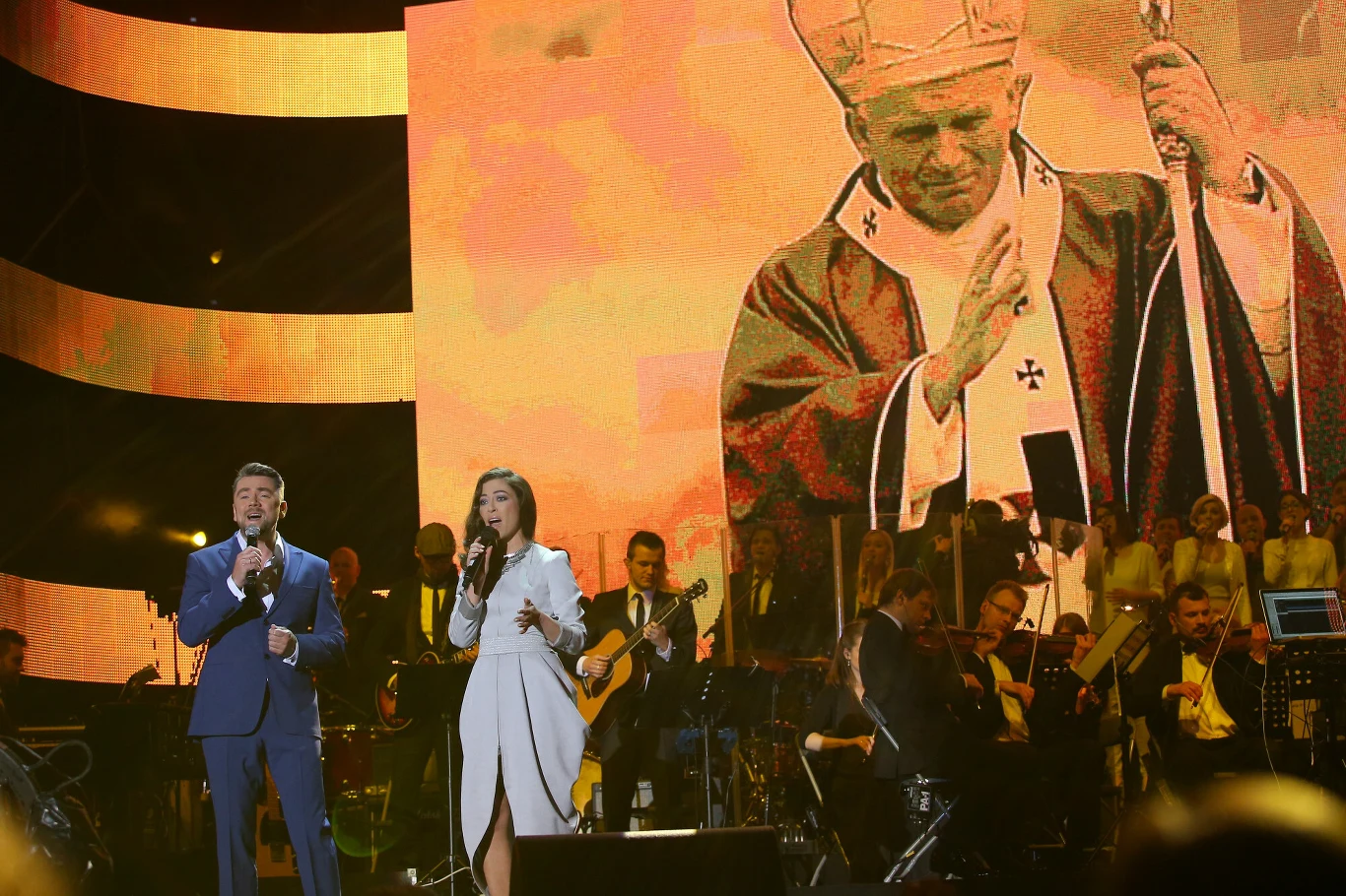 Natalia Kukulska i Kuba Badach w hołdzie dla JP2 Natalia Kukulska i Kuba Badach w hołdzie dla JP2