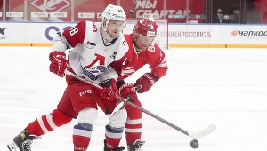 Reid Boucher (na pierwszym planie)