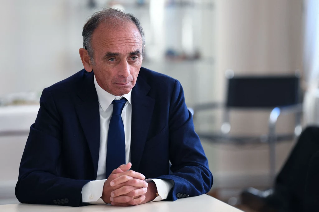 Skrajnie prawicowy kandydat na prezydenta Éric Zemmour Skrajnie prawicowy kandydat na prezydenta Éric Zemmour
