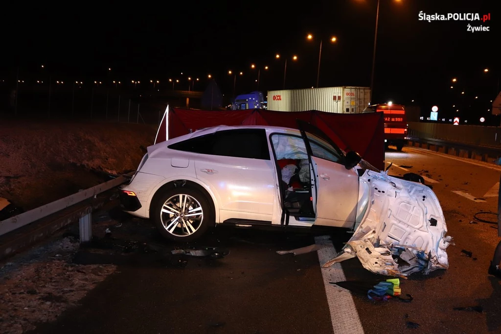 W wyniku zderzenia z ciężarówką kierowca Audi poniósł śmierć