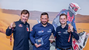 Polacy biorący udział w Rajdzie Dakar 2022. Od lewej: Jakub Przygoński, Kamil Wiśniewski, Maciej Giemza