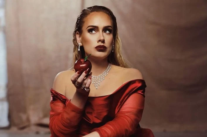 Adele / Instagram @adele Adele / Instagram @adele