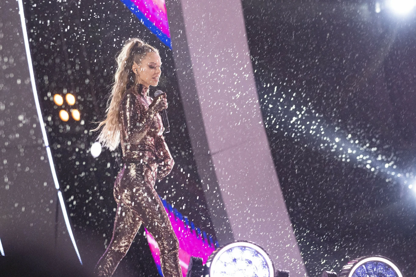 Zodiakalne Wodniki: Doda Zodiakalne Wodniki: Doda