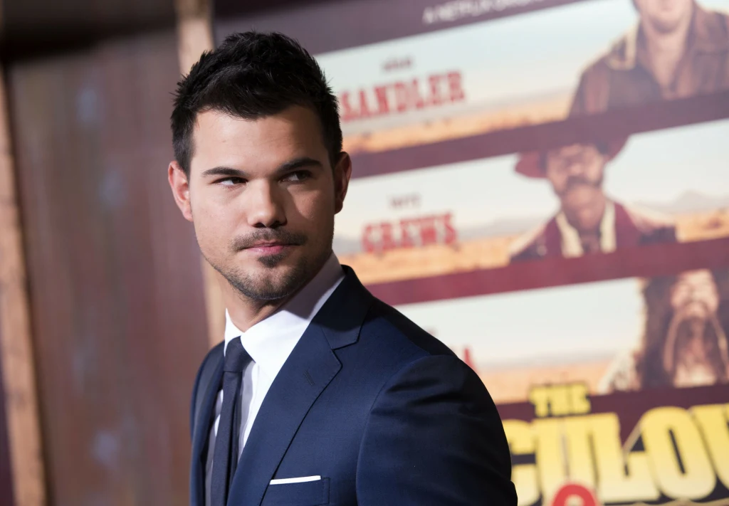 Taylor Lautner