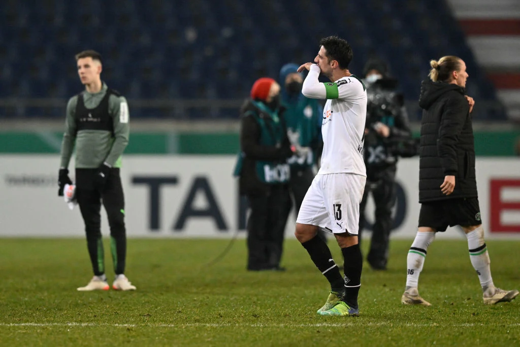 Lars Stindl załamany po porażce z drugoligowym Hannovererm 96 Lars Stindl załamany po porażce z drugoligowym Hannovererm 96