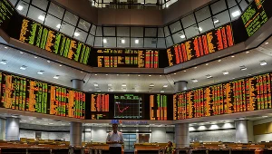 Rynki boja sie Omikrona i Fed 