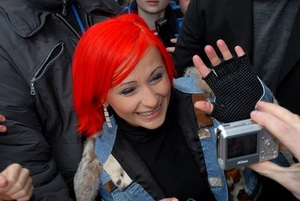 Anna Świątczak w czerwonych włosach Anna Świątczak w czerwonych włosach