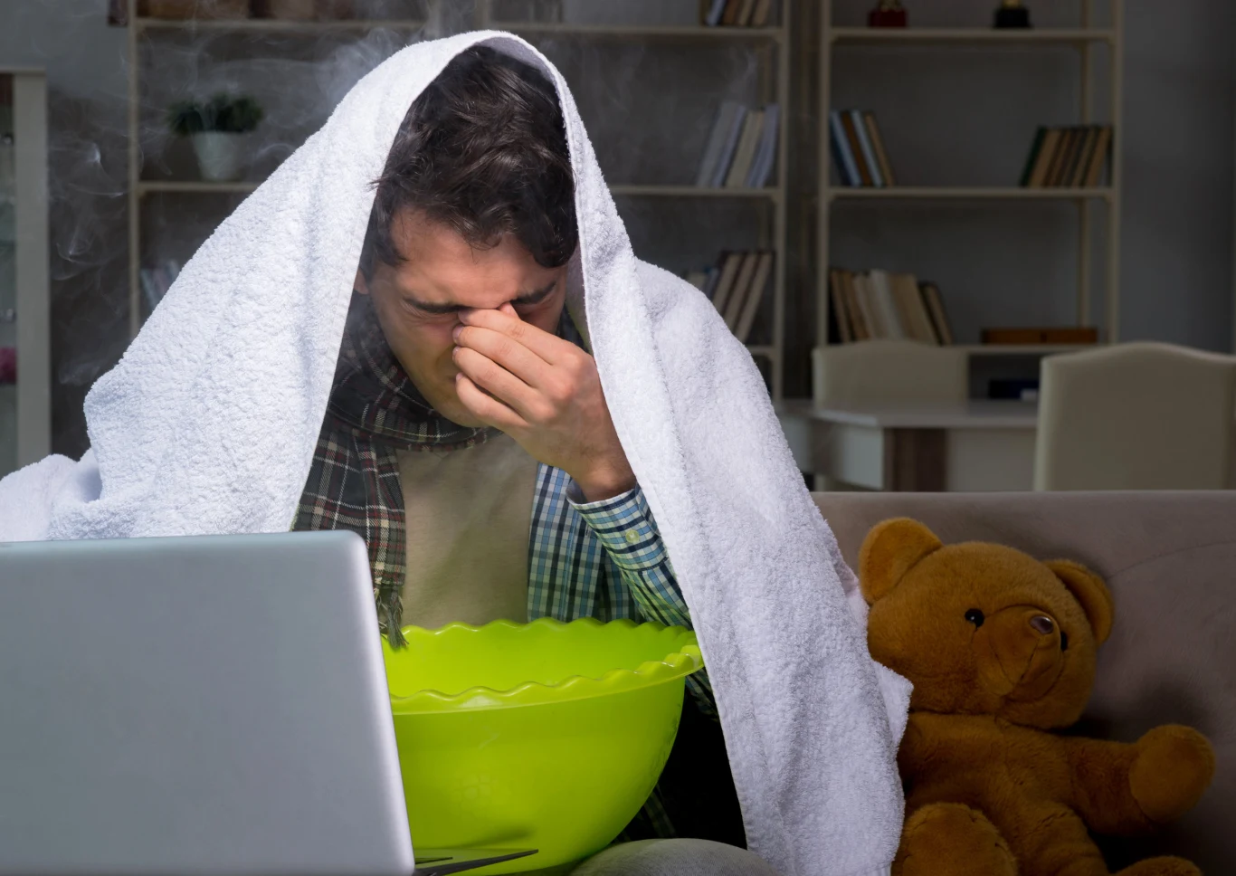 Płukanki z soli fizjologicznej i inhalacje to sposoby na łagodzenie objawów polipów zatok Płukanki z soli fizjologicznej i inhalacje to sposoby na łagodzenie objawów polipów zatok