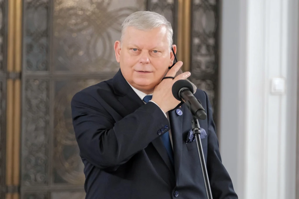 Poseł PiS Marek Suski podczas konferencji prasowej w Sejmie w Warszawie