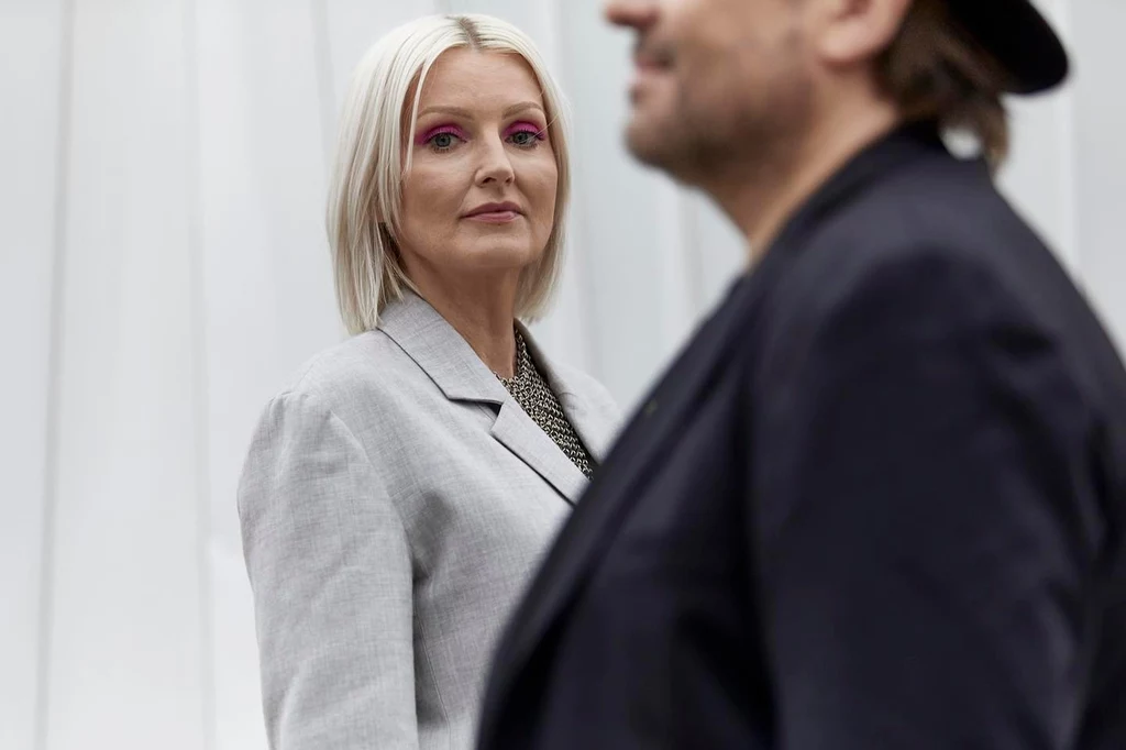 Joanna Prykowska powróciła z nowym projektem Anieli. Wspomaga ją muzyk Hey, a prywatnie partner Katarzyny Nosowskiej - Paweł Krawczyk Joanna Prykowska powróciła z nowym projektem Anieli. Wspomaga ją muzyk Hey, a prywatnie partner Katarzyny Nosowskiej - Paweł Krawczyk