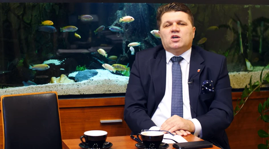 Burmistrz Wielunia Paweł Okrasa nagrał oświadczenie w sprawie organizacji gali MMA-VIP Burmistrz Wielunia Paweł Okrasa nagrał oświadczenie w sprawie organizacji gali MMA-VIP