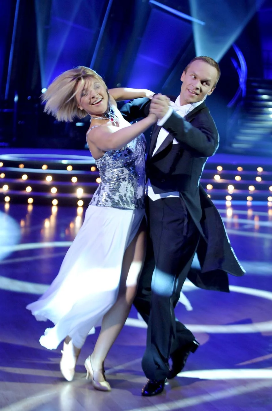 Marcin Urbaś wystąpił w "Tańcu z Gwiazdami" u boku Katarzyny Krupy Marcin Urbaś wystąpił w "Tańcu z Gwiazdami" u boku Katarzyny Krupy