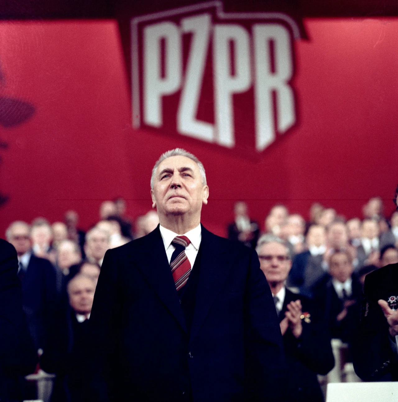 Sala Kongresowa PKiN VIII Zjazd PZPR, I Sekretarz KC PZPR towarzysz Edward Gierek. 